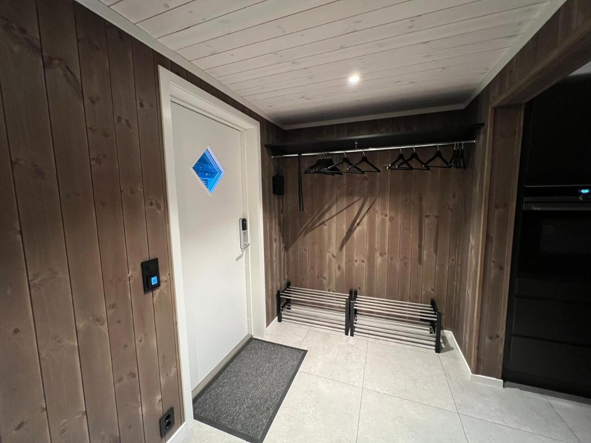 Hytte Naer Vannet, Jacuzzi Og Sauna วราดาล ภายนอก รูปภาพ