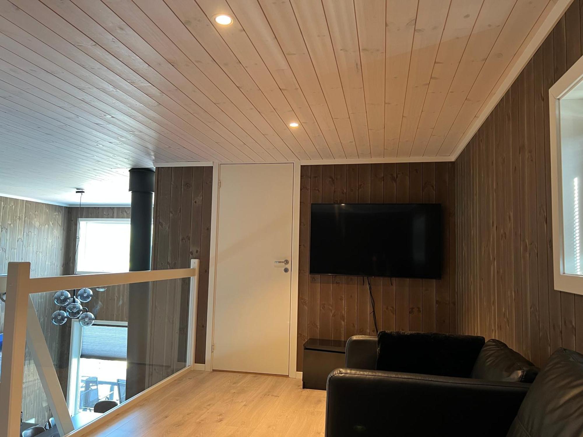 Hytte Naer Vannet, Jacuzzi Og Sauna วราดาล ภายนอก รูปภาพ